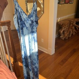 tie dye blue midi dress